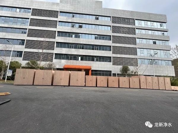 走出國門！龍新高品質純水設備出口非洲！