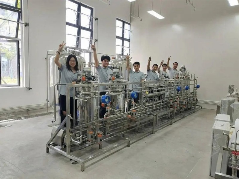 龍新凈水【特別資訊】奮戰(zhàn)一線，四月美凈水人！